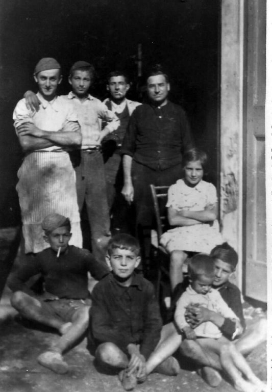 falegnami in via Trieste 14